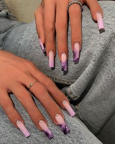 Violet Purple Nails, Ten Nails, Unghie Nail Art, Long Square Acrylic Nails, Summer Acrylic Nails, Nails 2024, Violet Purple