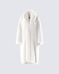 When the day calls for a coat, you might as well go all out 🤍 Made from faux fur - this eye catching statement piece will have everyone aware that you call the shots 👏 Long White Faux Fur Coat, Fluffy Clothes, Fur Coat White, Shag Coat, White Faux Fur Jacket, Winter Date Outfits, Apres Ski Outfits, White Winter Coat, Ski Outfits