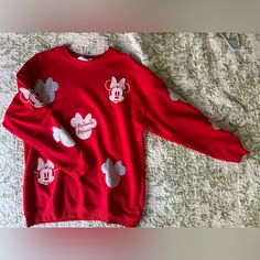 Nwot Red Minnie Mouse Sweatshirt Purchased At Disney World Minnie Mouse Sweatshirt, Disney Planning, Disney Tops, Shirt Color, Disney World, Sweat Shirt, Minnie Mouse, Red White, Womens Tops