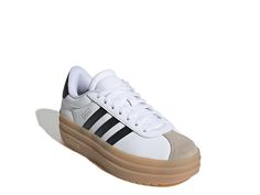 Adidas Platform Sneakers, Puma Original, Adidas Vl Court, Bridal Wedding Shoes, Adidas Fashion, Trending Sneakers, Platform Sneaker, Active Wear Outfits, Safety Shoes