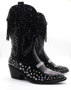 An amazing and original choice to make a statement for parties, daily, weddings, country side music festivals, line dancing, western theme parties, rodeo, or shopping these Customized 2.5-inch heels and classic western embroidery cowboy boots for women's design show elegant Western style.  Soft synthetic leather lining wicks away moisture and offers a comfortable next-to-skin feel and cushioning to give feet comfort. Mid-calf cowgirl boots for women are designed with western embroidery, side zippers, and chunky heels. You can slip on and remove them effortlessly.  🎉 Includes🎉  - Delicate rhinestone Trimming Crystal Ribbon Chain Wedding Bridal Belt Decoration - Sequin Fringe Trim Sparkling Trim Ribbon surrounding the circumference - Dozens of ab gems decorating the vamp/front part. 🙏Work Bride Cowboy Boots, Purple Cowboy Boots, Embroidery Cowboy, Cowgirl Boots For Women, Weddings Country, Black Cowgirl Boots, Cowgirl Wedding, Western Embroidery, Bridal Boots