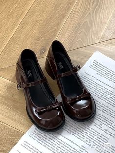 Heels Shoes For Women, Fashion Office, Girly Shoes, Shoe Inspo