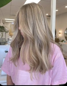 Coconut Cream Blonde Hair, Buttercream Blonde Hair, Blonde Money Piece On Blonde Hair, Biscuit Blonde Hair, Winter Arch, Cream Blonde Hair, Blond Balayage, Natural Blonde