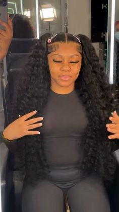 Streetwear Aesthetic, Front Lace Wigs Human Hair, Women Hairstyles, Curly Wigs, Black Women Hairstyles, Lace Wigs, Lace Front Wigs, Cute Hairstyles