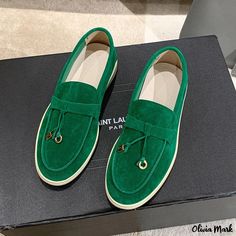 Olivia Mark - Leather-Lined Relaxing Flip Flops Cow Hide Shoes, Heeled Flip Flops, Mesh Heels, Walking Shoes Women, Leather Flat Shoes, Casual Slippers, Leather Flats, Leather Pumps, Fashion Flats