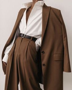 Dark Academia Outfit, Summer Outfits Minimalist, Brown Suit, Academia Outfits, Academia Style