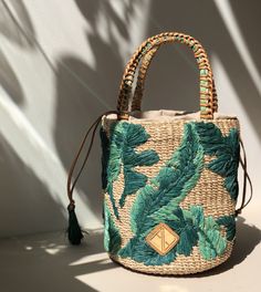 Aranaz Bags, Raffia Embroidery, Fendi Spy Bag, Stylish Purse, Wicker Bags, Embroidery Bags, Rattan Bag, Straw Bags, Basket Bag