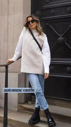 Business Casual Outfits For Women Size 8, Coastal Fall Outfits 2023, Connecticut Casual Outfits, European Fall Street Style, European Fashion Sneakers, Size 12 Street Style, Cute Bussines Casual Outfits, Cute Cold Outfits Aesthetic, Mid Size Scandinavian Fashion