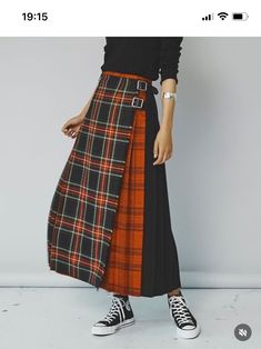 Jeans Mini Skirt Outfit, Outfit Ideas Mini Skirt, Mini Skirts Outfits, Outfits Mini Skirt, Ropa Upcycling, Mini Skirt Outfit, Tartan Fashion, Pencil Skirt Casual, Skirts Outfits