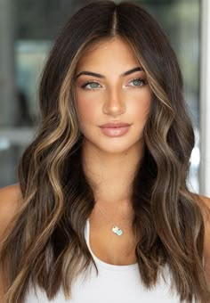 Breathtaking Balayage Hair Colour Ideas : Dark Chocolate Medium Brown Hair, New Hair Ideas, Brunette Balayage