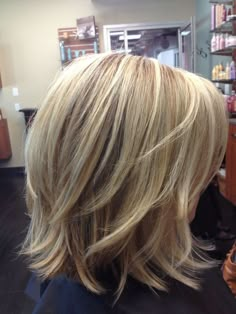 Layered Bob Hairstyles, Popular Haircuts, Hair Starting, Short Hairstyle