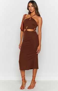 * Brown Cut Out Midi Dress () 
 * Date night? Drinks with the girls? Your next party? Whatever the occasion may be, this stunning midi has got you covered! With unique cutouts and a gorgeous halter neck design, simply throw on some black heels and gold jewellery and you're set! 
 * Tie-up halter neck () design 
 * Strappy cutouts 
 * Midi length 
 * Mid-weight fabric with stretch 
 * Lined 

 * This dress is perfect for homecoming! Date Night Drinks, Midi Dress Brown, Dress Date, Cut Out Midi Dress, Dress Date Night, Prom Midi Dress, Strapless Tops, Long Crop Top, Crop Top Sweater