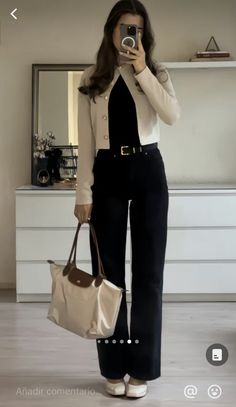 Outfit Semi Formal, Casual Neutral Outfits, Semi Formal Outfits For Women, Office Wear Outfit, Looks Kylie Jenner, Meeting Outfit, Casual Work Outfits Women, Fashion Top Outfits