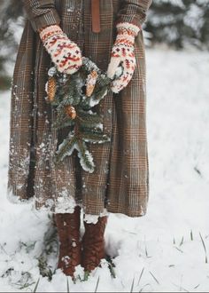 Winter In The Woods, Cabin Christmas, Winter Photoshoot, Cottagecore Style