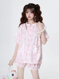 This price is for a top and a pair of shorts set, or a top and a pair of pants set.   	 		 			Size 			S 			M 			L 		 		 			Bust 			116 			120 			124 		 		 			Top Length 			60 			62 			64 		 		 			Sleeve Length 			31 			32 			33 		 		 			Waist 			58 			60 			62 		 		 			Shorts/Pants Length 			33/92 			34/94 			35/96 Pink Short Top For Pajama Party, Cute Pajama Shorts For Pajama Party, Cute Pajama Party Shorts, Cotton Short Set For Sleepover, Kawaii Cotton Sleepwear For Summer, Pink Short Sleeve Short Set For Sleep, Pink Short Sleeve Sleep Set, Casual Pink Short Set For Sleep, Kawaii Cotton Sleepwear For Spring