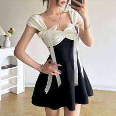 IAMHOTTY Princess Patchwork A-line Dress for Birthday Party Holiday Double Bow Decorate Sleeveless Bow Dress Outfit, Dress For Birthday Party, White Dress With Sleeves, Hoco Inspo, Coquette Princess, Dainty Dress, Dolly Fashion, Grunge Fashion Soft, Pastel Fashion