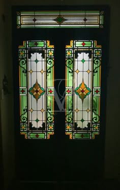 Antique Stained Glass Windows, Window Stained, Glass Art Pictures, Stained Glass Window Film, Motif Art Deco, Stained Glass Door, Glass Window Art, Stained Glass Decor