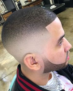 Mens Clipper Cuts, Buzz Cut Ideas, Buzz Cut Fade, Long Buzz Cut, Buzz Cut With Beard, Hair Growth Patterns, Buzz Cut For Men, Buzz Cut Styles, Best Short Haircuts For Men