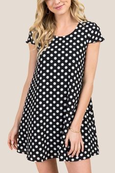 Polka Dot Outfits For Women, Polka Dot Top Outfit, Dots Outfit, Dots Clothing, Francescas Dresses, Polka Dots Outfit, Shift Dress Black