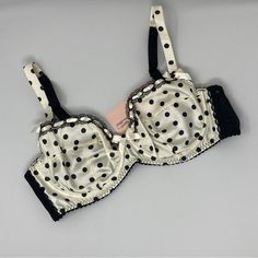 New With Tags. This Listing Is For A Bra Only. Available In 36b. Please Know Your Sizing In Ap. Victoria Fashion, Dream Fashion, Suspenders Set, Black Lace Bra, Weird Fashion, Fire Fits, Lingerie Outfits, Lingerie Dress, Pretty Clothes