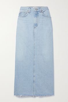 AGOLDE's 'Hilla' maxi skirt feels like an authentic vintage find from the '90s. It's cut from organic denim in the brand's faded 'Practice' wash and falls to a frayed hem that's split along the back. Team yours with a T-shirt and ankle boots. Denim Skirt Outfits, Denim Maxi, Maternity Skirt, Long Jeans, Denim Maxi Skirt, Light Blue Denim, Light Denim, Who What Wear, Skirt Outfits