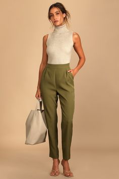 Olive Green Pants Outfit, Olive Green Outfit, Green Pants Outfit, Like Clockwork, Spring School, Relaxed Pants, Olive Pants, Olive Green Pants, Green Trousers