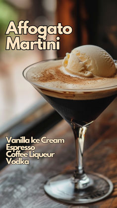 Affogato Martini Ice Cream Martini, Perfect Espresso Martini, Vodka Cocktails Easy, Espresso Martini Recipe, Martinis Drinks, Cocktail Drinks Alcoholic, Liquor Drinks, Fancy Drinks, Coffee Cocktails