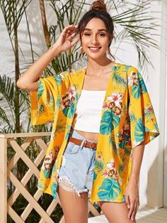 Hawaiian Outfit Ideas, Hawaiian Outfit Women, Hawaiian Shirt Outfit, Hawaiian Outfits, Tropical Outfit, Printed Kimono, Summer Outfits For Teens, Girls Casual Dresses