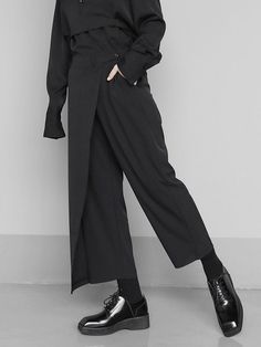 Numba Skirt Pants – Marigold Shadows Loose Fit Pants, Black Apron, Dressy Pants, Pants Women Fashion, Long Trousers, Pantalon Large, Ankle Length Pants, Fit Pants, Work Wardrobe