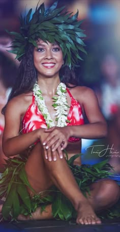 Band Tattoo Women, Thigh Band Tattoo Women, Thigh Band Tattoo, Ori Tahiti, Thigh Band, Tahitian Dance, Hawaiian Woman, Hawaiian Dancers, Polynesian Islands