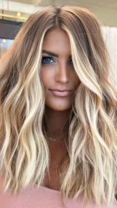 69 Blonde Hair Color Ideas For 2024: Light, Dark &Amp; Trendy Styles To Inspire You 47 Light Blonde Hair Color Ideas, Light Blonde Hair Color, Medium Blonde Hair Color, Trendy Fall Hair Color, Cool Blonde Hair Colour, Fall Blonde Hair Color, Medium Length Blonde Hair, Hair Color Ideas For Fall, Fall Blonde Hair