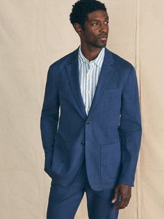 Movement™ Flex Linen Blazer - Deep Sea Navy Fitted Linen Blazer With Pockets, Tailored Summer Suits With Welt Pockets, Formal Linen Suits With Patch Pockets, Summer Linen Blazer With Welt Pockets, Summer Workwear Suits With Pockets, Summer Business Casual Relaxed Fit Blazer, Business Casual Linen Suit With Patch Pockets, Linen Suits With Patch Pockets And Notch Lapel, Tailored Summer Suits For Business Casual