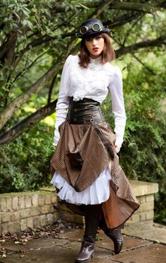 Steampunk Mode, Moda Steampunk, Armor Ideas, Steampunk Woman, Mode Steampunk, Steampunk Couture, Steampunk Dress, Steampunk Women, Costume Tutorial