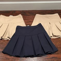 Reposhing This Item I Purchased From @Fashionmomma79. Size 4/5. Questions? Leave A Comment Below! Fitted Cotton Skirt By Gap, Gap Casual Fitted Mini Skirt, Casual Beige School Skirt, Casual Fitted Skirt By Gap, Gap Casual Fitted Skirt, Casual Fitted Gap Skirt, Gymnastics Fits, Black Plaid Skirt, Skirt Aesthetic