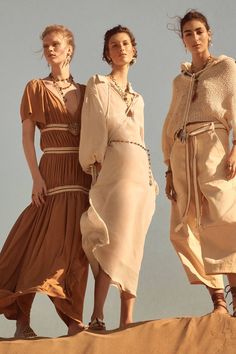 Zara Spring/Summer 2019 Collection Confirms The Colour Of The Season | Glamour UK Zara Campaign, Zara Spring, Outfit Collection, Outfit Zara, Campaign Fashion, Spanish Fashion, Zara New, Zara Fashion, In The Desert