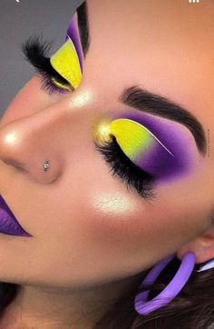 Crazy Eye Makeup, Maquillage Yeux Cut Crease, Bold Eye Makeup, Dramatic Eye Makeup, Makeup Tutorial Eyeshadow, Beautiful Eye Makeup, Dope Makeup