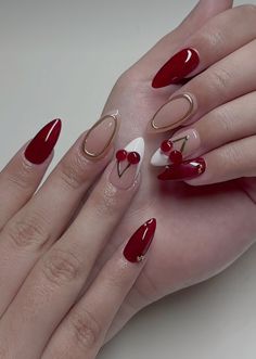 Nail Inspo Burgundy, Nail Inspo Winter, Nail Inspo Red, Holiday Nail Inspo, Nails New Year, Christmas Nail Inspo, Nails December, Christmas Nails Winter, Nails Cherry