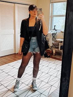 For an everyday elevated look, combine a bodysuit with denim shorts, tights, sneakers & a blazer. Add a hat for rainy days, or days when you don’t feel like doing your hair 😋 I’m wearing Abercrombie shorts in a size 32, and a size L bodysuit. The blazer is an XL Rainy Day Shorts Outfit, Shorts With Tights Outfit Summer, Summer Tights Outfit, Denim Shorts And Blazer Outfit, Jean Shorts And Tights Outfit, Shorts Bodysuit Outfits, Denim Shorts With Tights, Jean Shorts With Tights, Shorts And Bodysuit Outfits