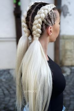 Braids are versatile. Depending on your style, they can be soft and feminine, simple and chic, or bold and badass. However, the… Festival Braids, Two Braid Hairstyles, Beautiful Braided Hair, Cute Braided Hairstyles, Braids With Extensions, Two Braids, Hair Stylies