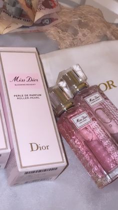 Mini Dior perfumes Miss Dior Coquette, Dior Roller Perfume, Miss Dior Mini Perfume, Profumo Aesthetic, Mini Dior Perfume, Keiracore Aesthetic, Miss Dior Perfume Aesthetic, Dior Girl Aesthetic, Dior Perfume Aesthetic