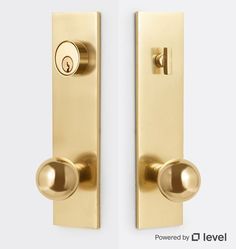 an image of a door handle and knob