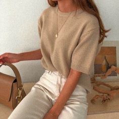 Minimalist Moda, Look Zara, Beige Pullover, Beige Outfit, Neutral Fashion, Beige Sweater