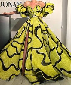 Vintage Glam Prom Dress, Dona Matoshi, Tiered Gown, Prom Inspo, African Prom Dresses, Couture Mode, Gowns For Girls, Ladies Gown, فستا�ن سهرة