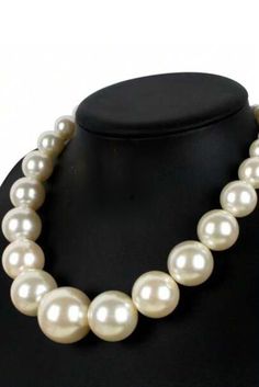 For the fashion-forward individuals, this necklace features elegant, large faux pearl beads with a claw clasp, adding a touch of simplicity and class to any attire. Boutique Collection, Pearl Beads, Faux Pearl, Fashion Forward, Pearl Necklace, Beads