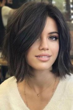 Bob Styling, Layered Haircut, Bob Haircuts For Women, Haircuts For Women, Bob Haircuts, Hair Color Ideas