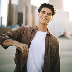 Nate Niehaus, Nathan Niehaus, Character Faceclaims, College Boys, Portrait Photography Men, Men Photoshoot, Hairstyle Inspiration, Man Photography, Men Photography