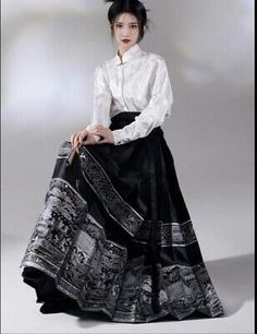 Premium Quality Cosplay Chinese Women Sweet Cute Retro Dress Embroidered Horse Face Skirt, Womens Dresses Ming Dynasty Hanfu, Womens Long Skirt, Pleats Skirt, Womens Pleated Skirt, Party Rock, Horse Face, Half Skirt, Ming Dynasty, Chinese Traditional