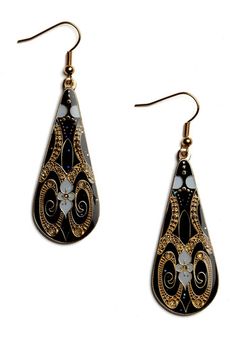 Introduce a little bit of exquisiteness into your jewelry box by adding these gorgeous, gilded earrings into your collection. Crafted in an elegant teardrop shape and featuring an Art Nouveau-inspired design of lilies, rhinestones, glitter, and gold swirls inset in onyx enamel, these glamorous gems will bring the elegance of another era into your ensembles. Art Nouveau Earring, Deco Retro, Art Nouveau Jewelry, 1920s Fashion, Inspiration Art, Vintage Earrings, Lalique, Black And Gold, Making Ideas