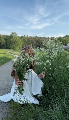 Feminine Aesthetic, Pinterest Girls, Feminine Energy, Country Life, Aesthetic Photo, Primavera Estate, Summer Aesthetic, Life Is Beautiful