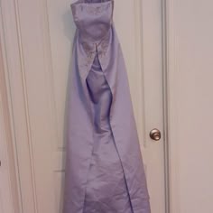 Lilac,Polyester, Strapless Invert Rhine Velvet Purple Prom Dress, Purple Prom Dress Aesthetic, 90s Dress Formal, Prom Gown Ideas, Prom Dress Patterns, Tangled Prom, Abi Ball, Laufey Concert, Breathtaking Dresses